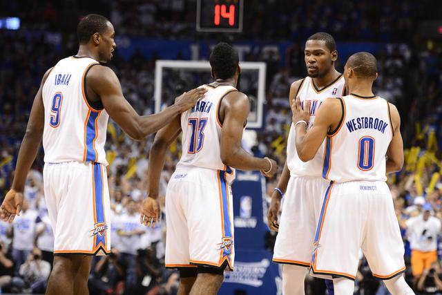 世界杯男篮迎来强强对话（男篮世界杯上演巅峰对决）