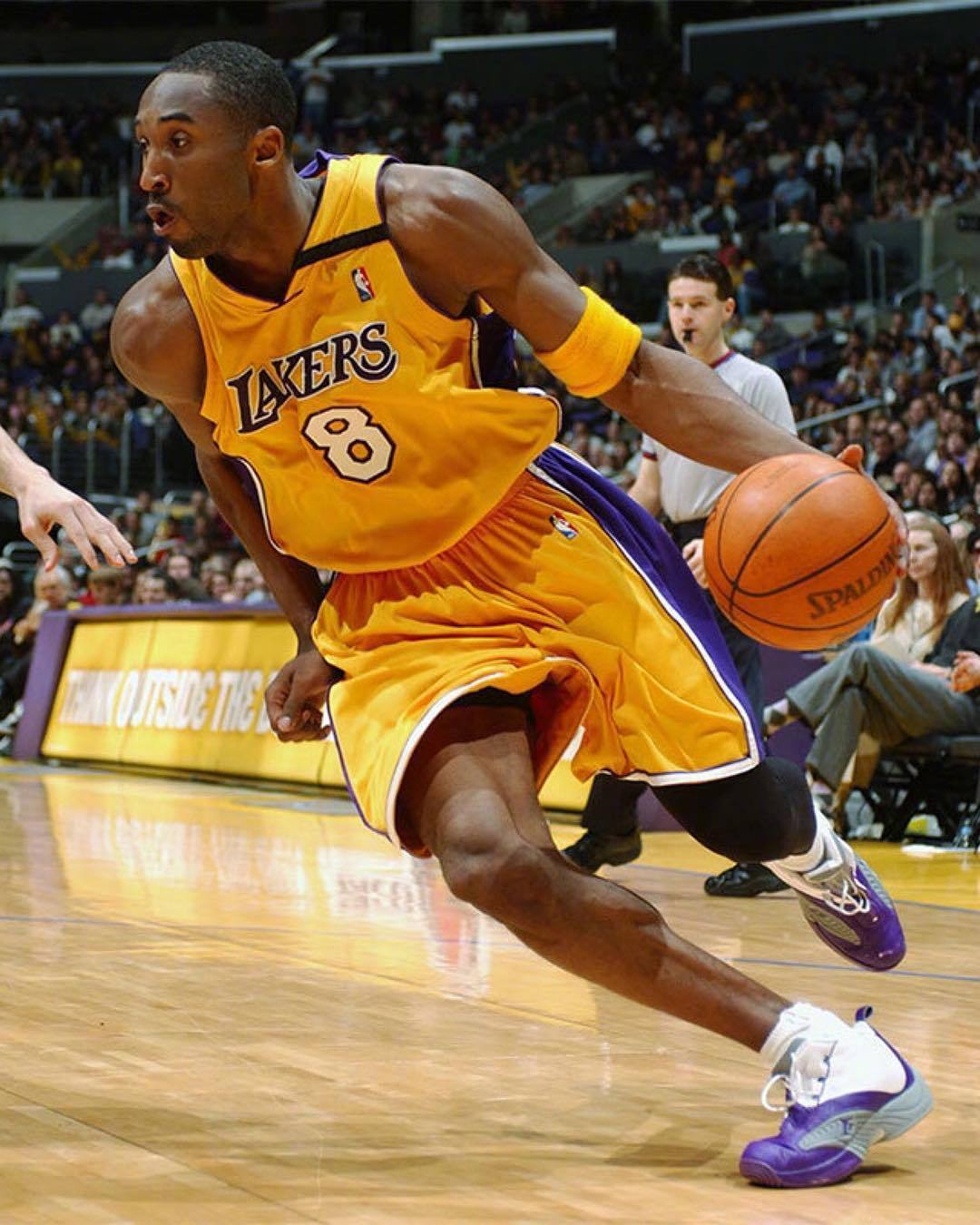 葡萄牙U17夺冠，奎罗斯社媒发贺电：我无比自豪（葡萄牙U17加冕冠军，奎罗斯发文庆贺：无比骄傲）