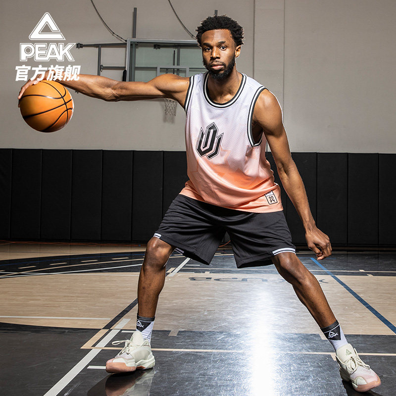 马尔基西奥玩皇马传奇二选一：C罗＞齐达内、大罗（马尔基西奥皇马传奇二选一：C罗力压齐达内与大罗）