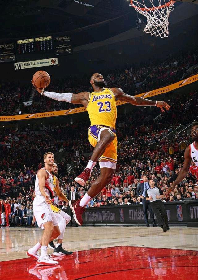 中国球员留洋要分几步走？看看日本足球的“参考答案”（中国球员留洋该如何分步推进？看看日本足球的可供借鉴之路）